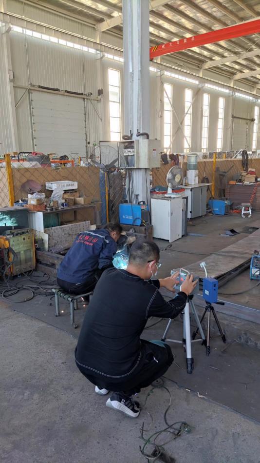 13f171d101cd804ab37be4f5a4d17dc